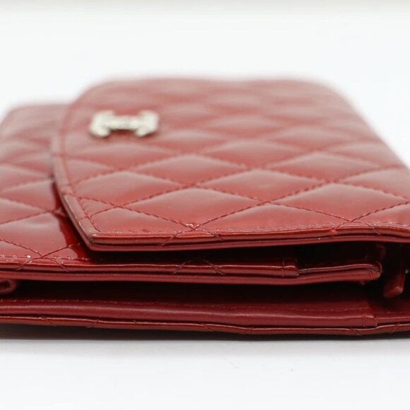 CHANEL Patent Quilted Brilliant Wallet On Chain WOC Red - Picture 9 of 15